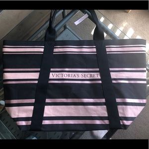 Victoria’s Secret Weekender Bag